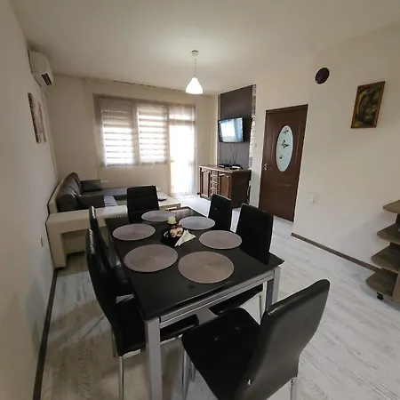 зара Apartment *